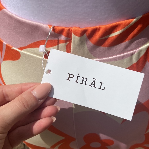 Pirāl Flower Print Flared Pants - Picture 4 of 5